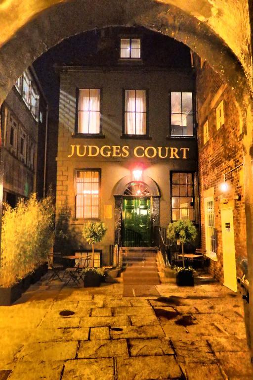 Judges Court Guest house 4*